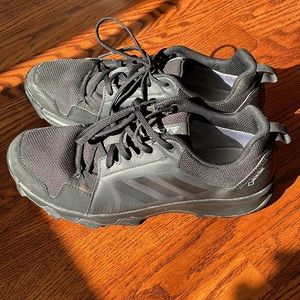 Adidas Terrex Gore-Tex shoes trail running hiking 10.5